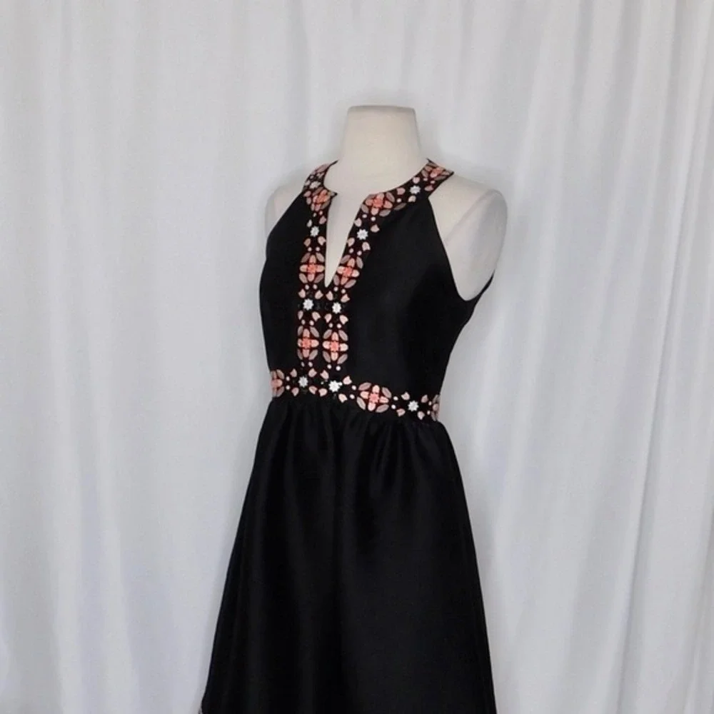 KATE SPADE Black Mosaic Embellished Embroidered Midi Dress Fit N' Flare Size 0‎